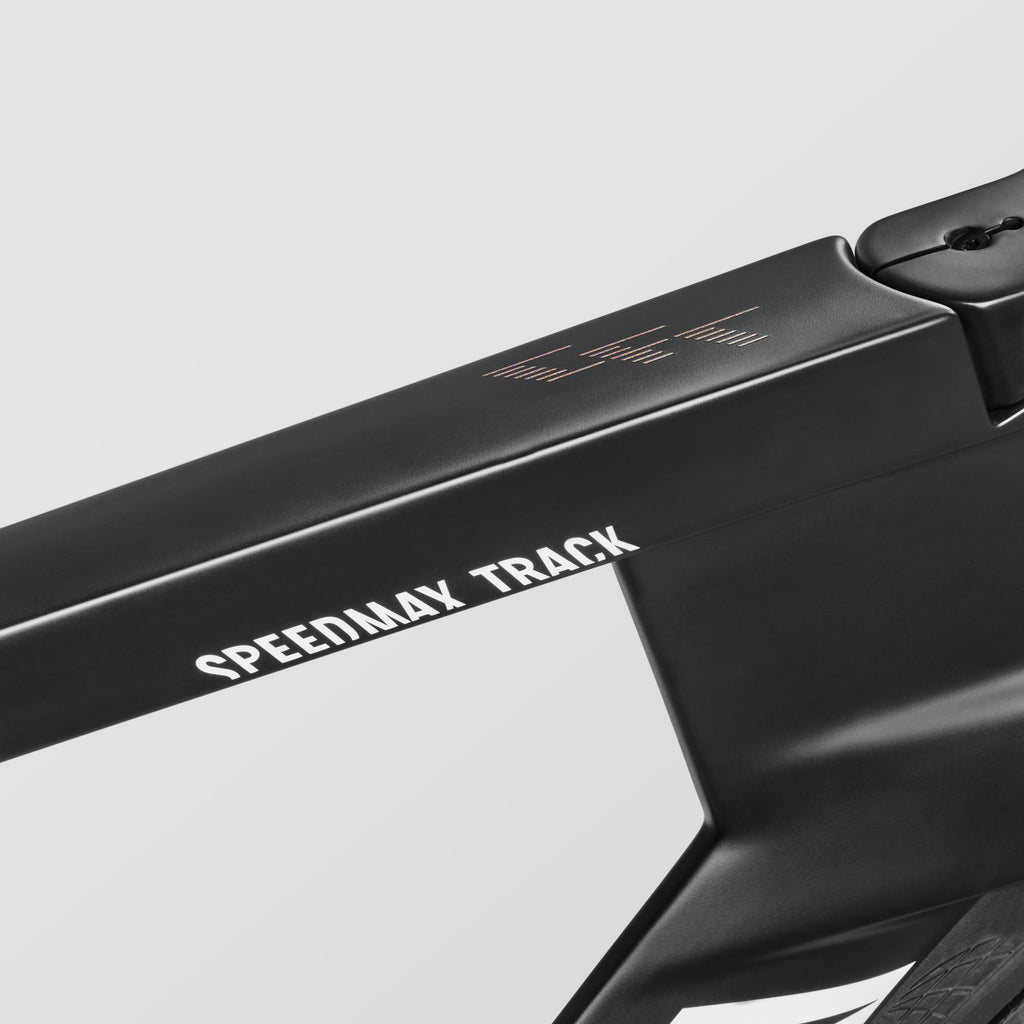 Speedmax CFR Track