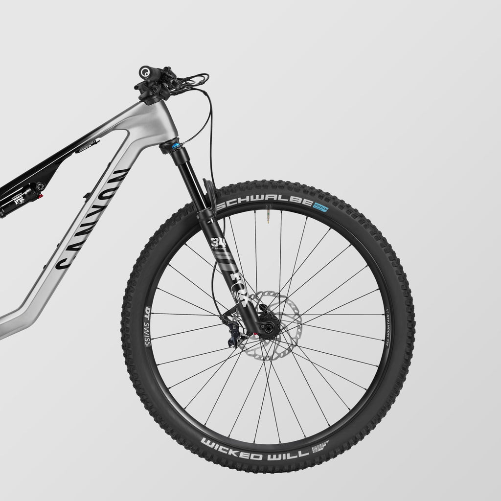 Lux Trail CF 6 – Outlet