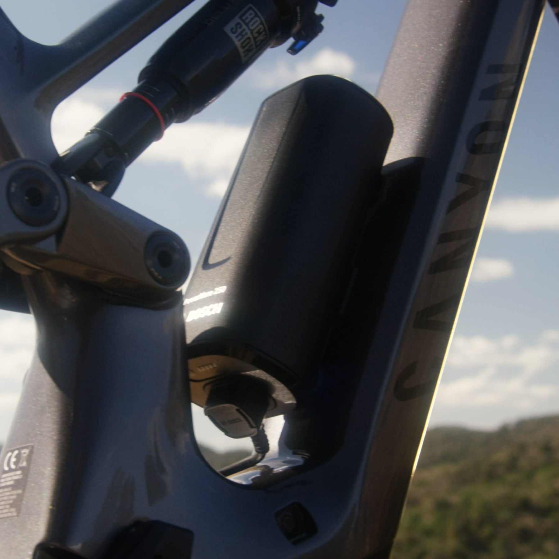 Neuron:ONfly CF 8