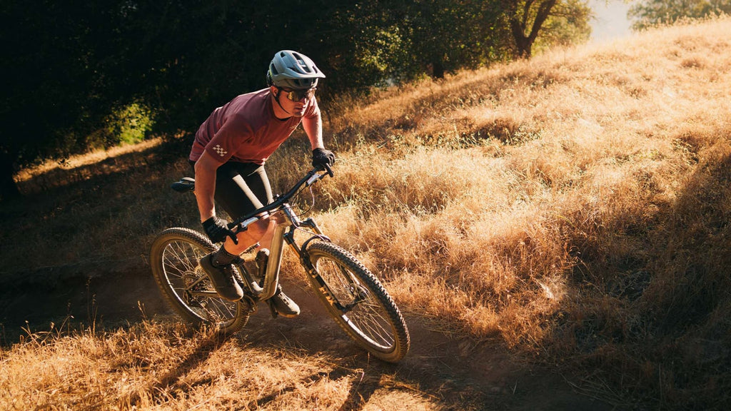 Lux Trail CF 7