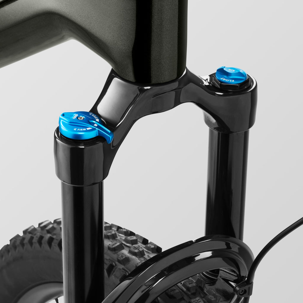 Lux Trail CF 6