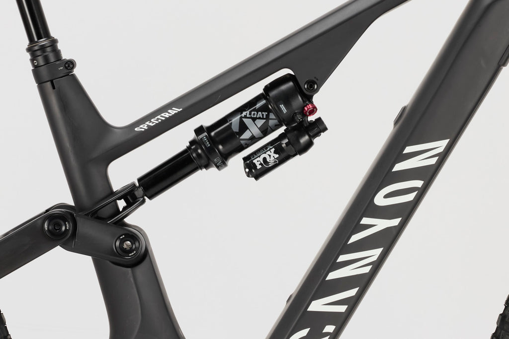 Spectral:ON CF 9 – Outlet
