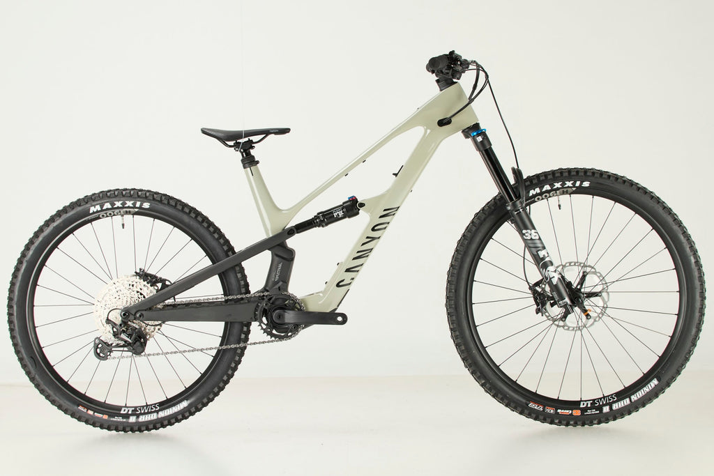 Spectral:ONfly CF 9 – Outlet