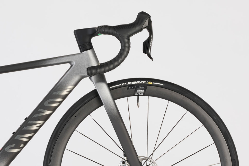 Ultimate CFR AXS – Outlet