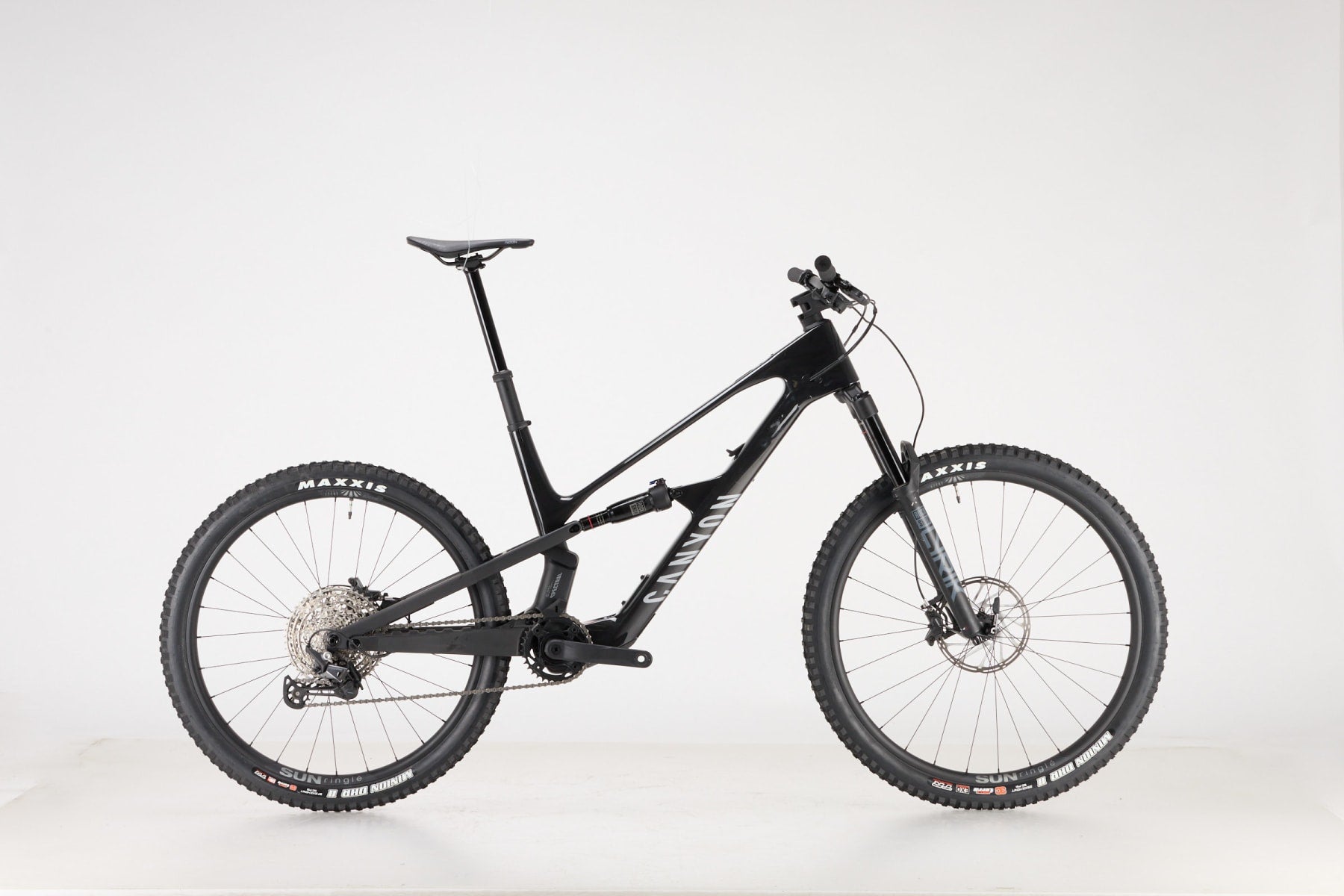 Spectral:ONfly CF 8 – Outlet