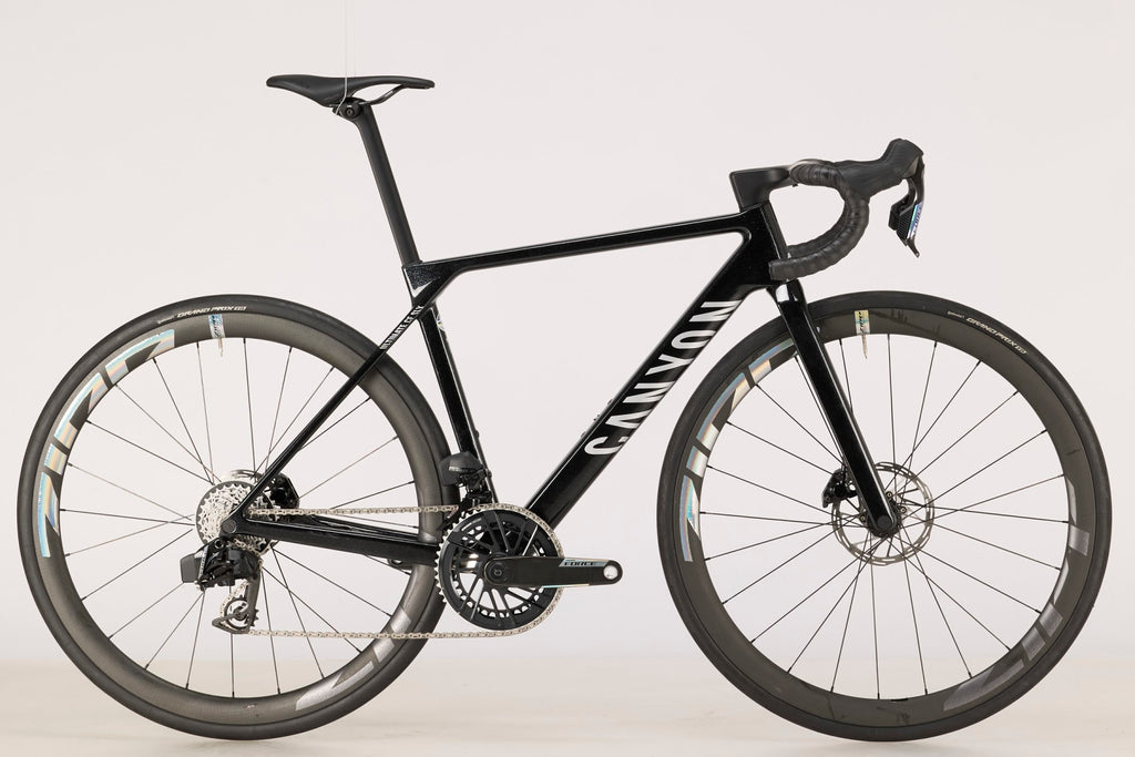 Ultimate CF SLX 8 AXS – Outlet