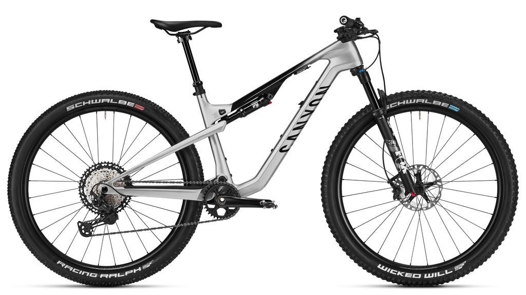 Lux Trail CF 8 – Outlet