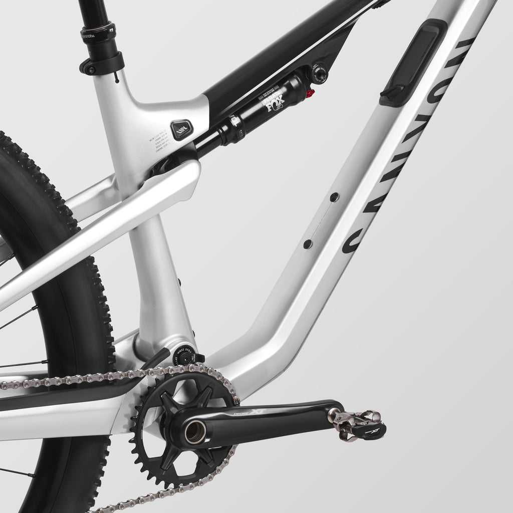 Lux Trail CF 8 – Outlet